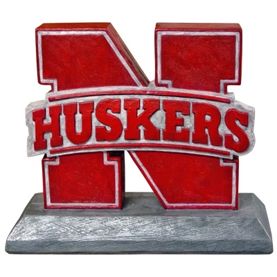 Huskers statue